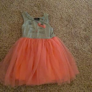 Girls dress